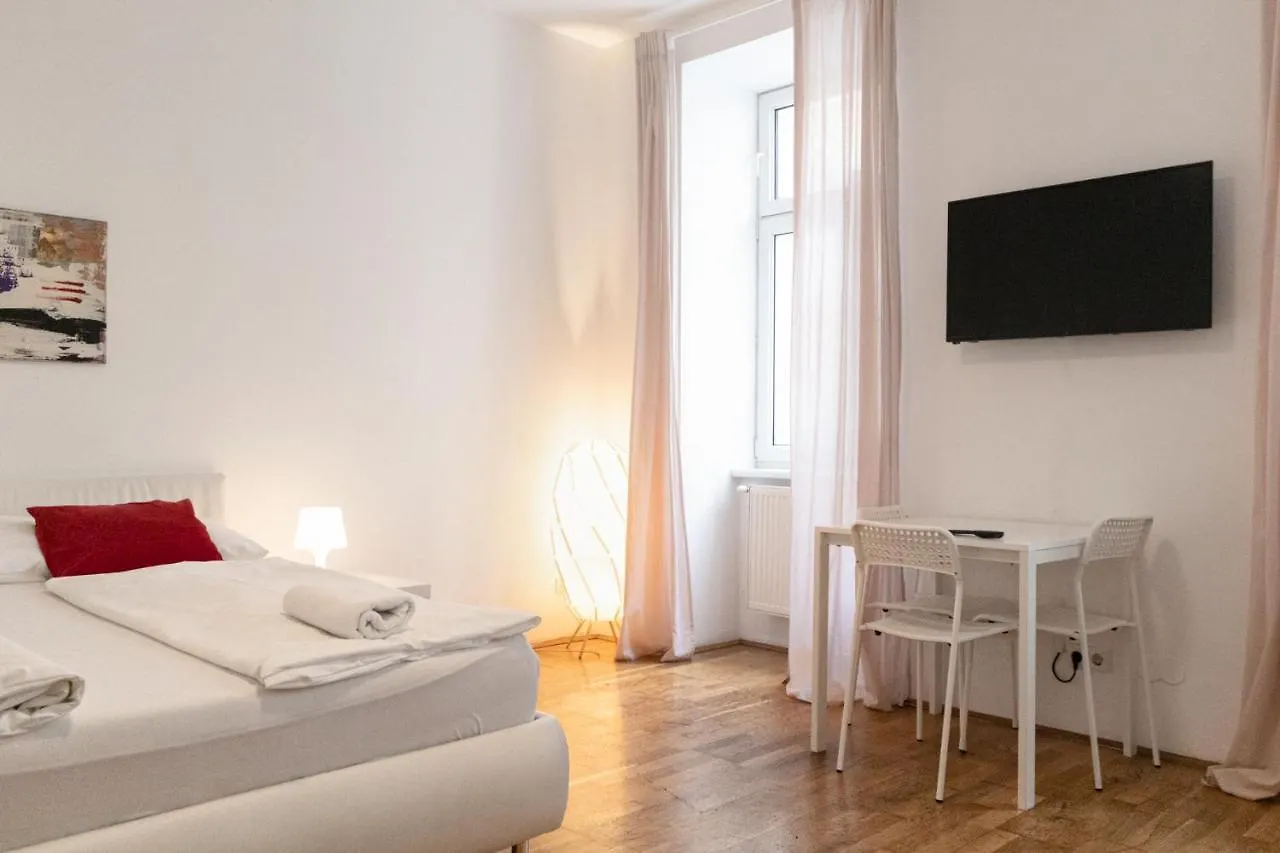 Spacious 3Br Next To Belvedere Perfect For Long Stays Vienna Austria