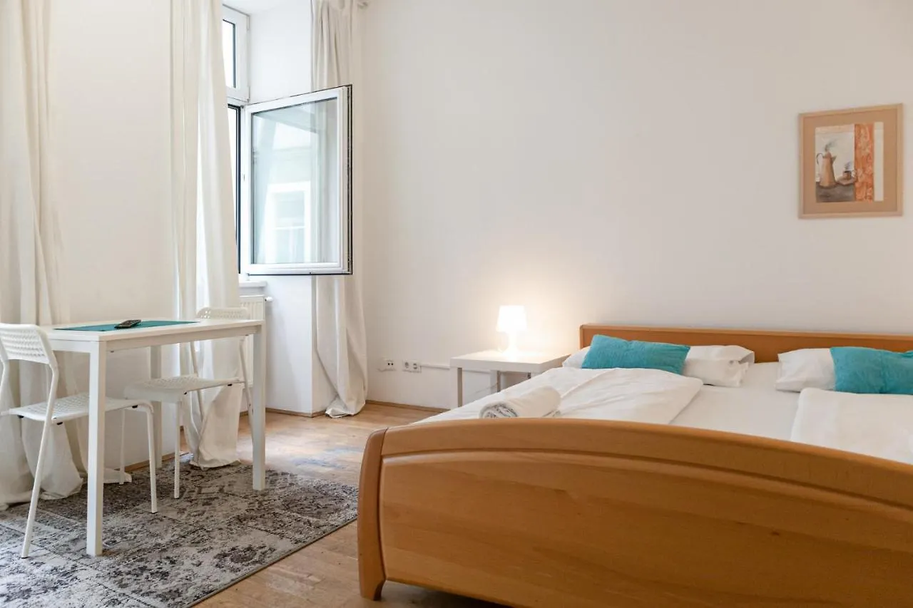 Spacious 3Br Next To Belvedere Perfect For Long Stays Vienna